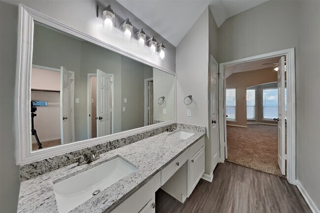 Building Photo - 1266 Deerbrook Dr