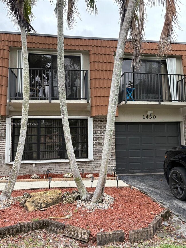 Building Photo - 1430 SW 109th Way