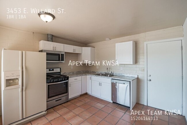 Building Photo - 3453 E Willard St