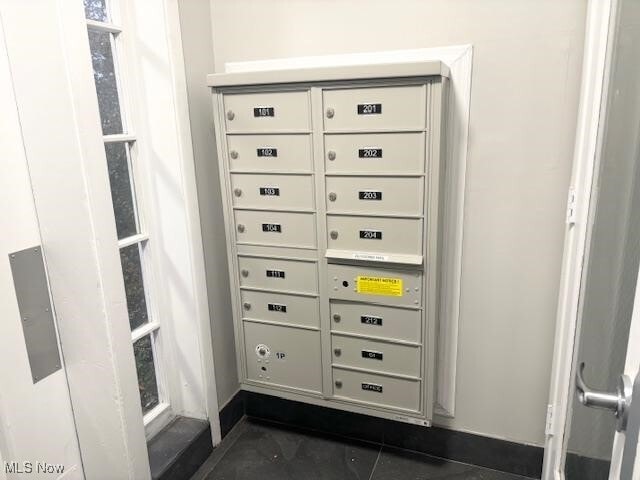 Building Photo - 22550 Euclid Ave