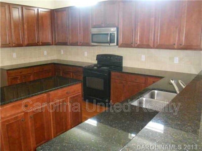 Building Photo - 8536 Sagekirk Ct
