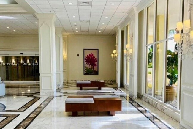 Building Photo - 5600 Collins Ave
