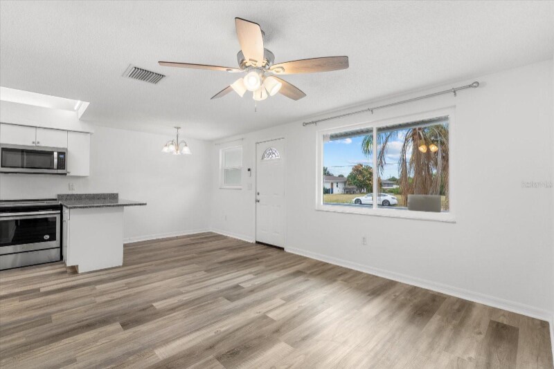 Building Photo - 200 San Lorenzo Ave