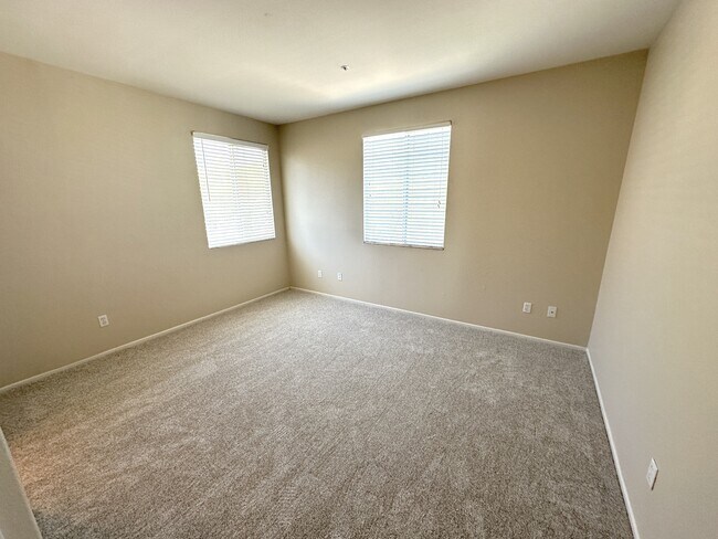 Building Photo - 6382 Puma Pl