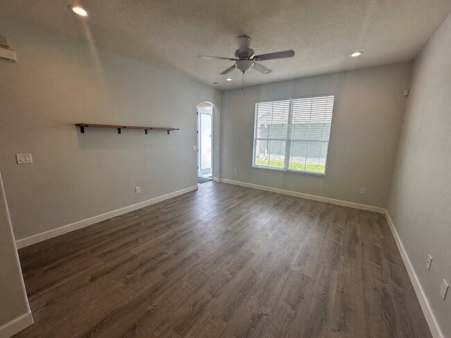 Building Photo - 4209 Austen Falls Ln