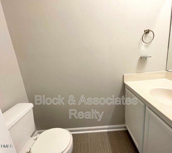Building Photo - 6221 Tributary Dr