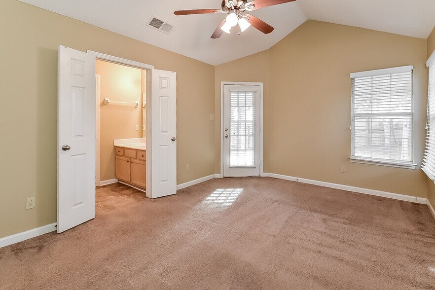 Building Photo - 7084 Lindsey Leaf Cove