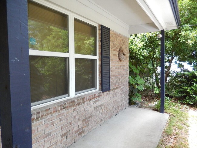 Building Photo - 4032 Elder Ln