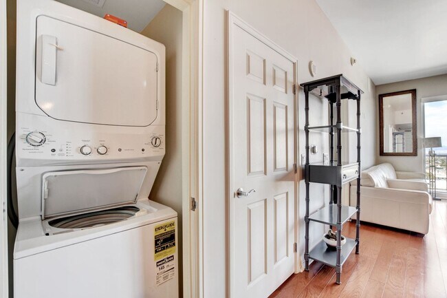 Building Photo - Fully Furnished Luxury Condo at The Ogden – Downtown Living at Its Finest!