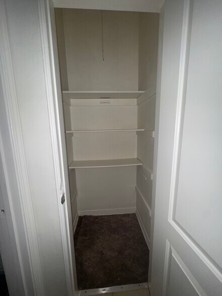 Linen Closet - 14725 Polk St