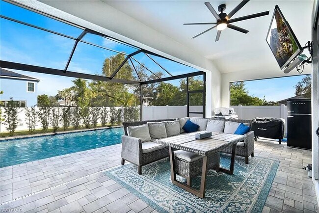 Building Photo - 2825 SW 3rd St