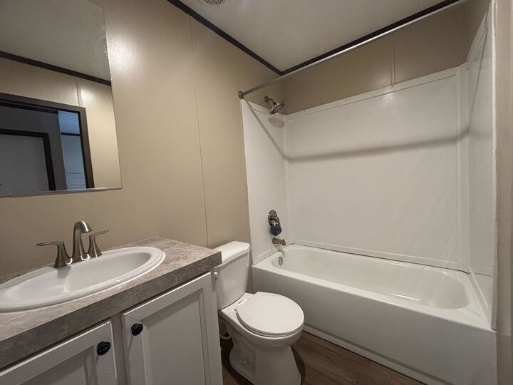 Building Photo - 601 Kathy St