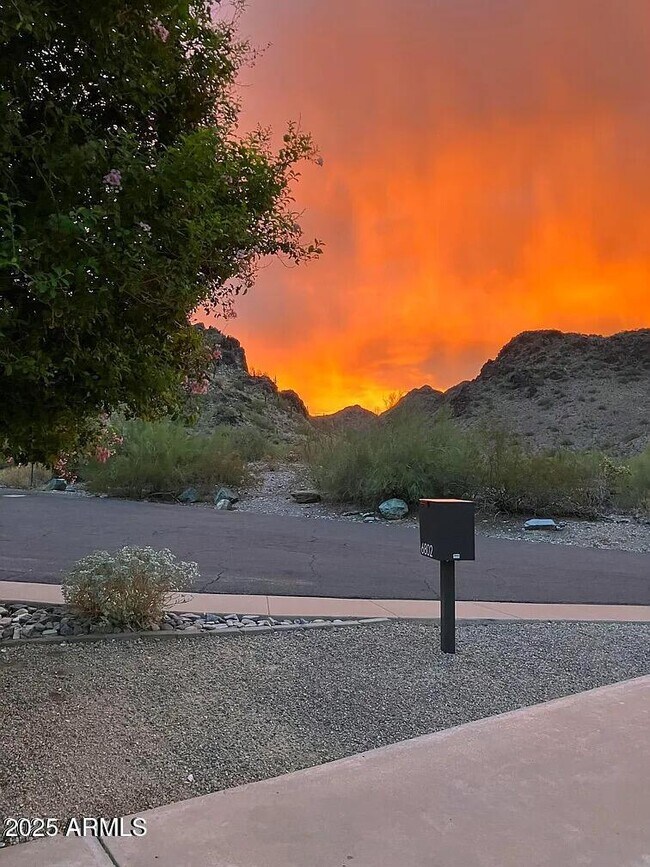 Building Photo - 6802 N 26th St