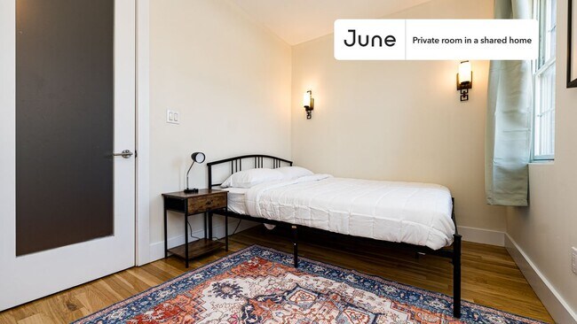 Building Photo - Room in Shared 4 bed/1 bath home in Clinton Hill