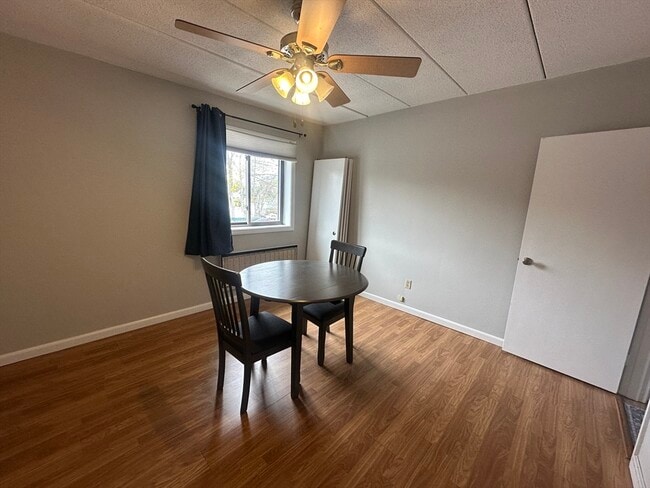 Building Photo - 40 High St