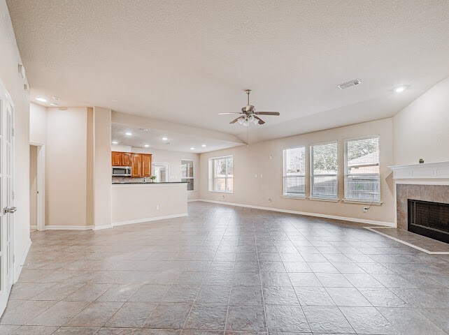 Building Photo - 7303 Enchanted Rock Ln