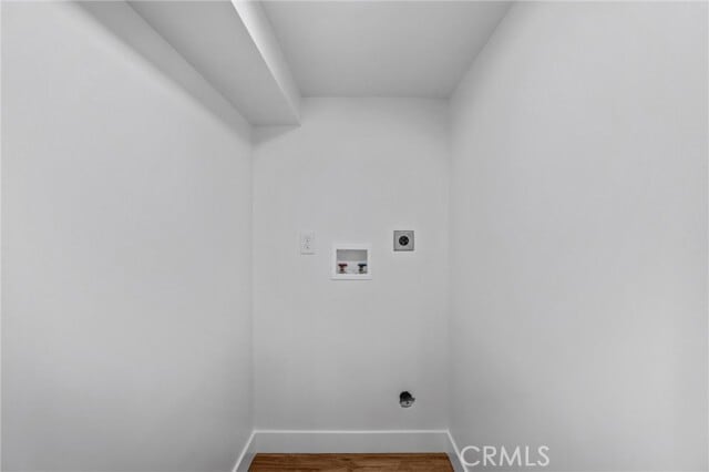 Building Photo - 20302 Oxnard St