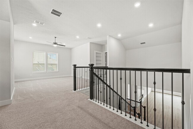 Building Photo - 1707 McCrae Hill Ct