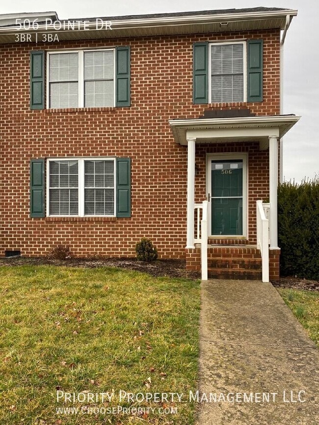 Building Photo - 506 Pointe Dr