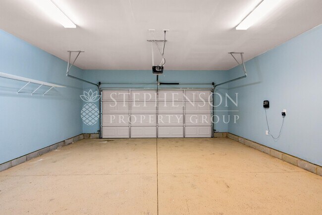 Building Photo - 405 Abbeydale Way