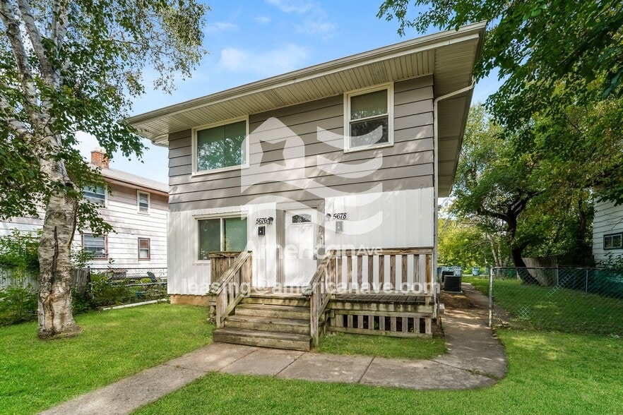 Building Photo - 5676#5678 North 61st Street, 53218; #1323339 - 1323339