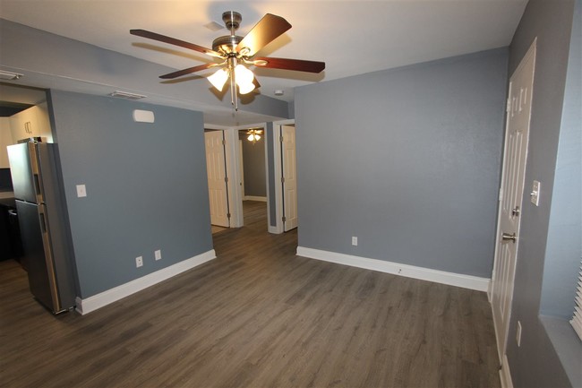 Building Photo - 710 Wailes St