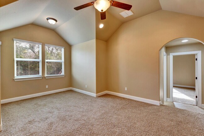 Building Photo - 12024 Versante Cir