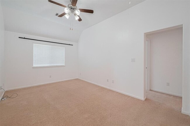 Building Photo - 23611 Plantation Pines Ln