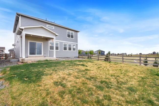 Building Photo - Spacious 4BD Bennet Floorplan with Full Ba...