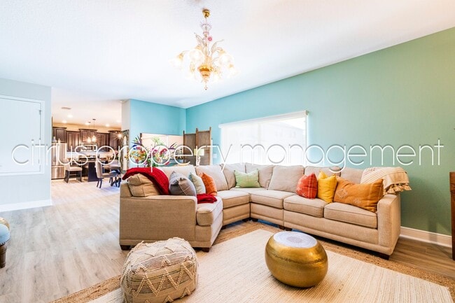 Building Photo - Charming and Immaculate, Updated 5/3 in Winter Garden's Alexander Ridge