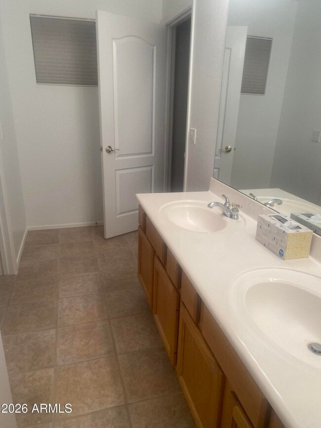 Building Photo - 4439 E Red Range Way