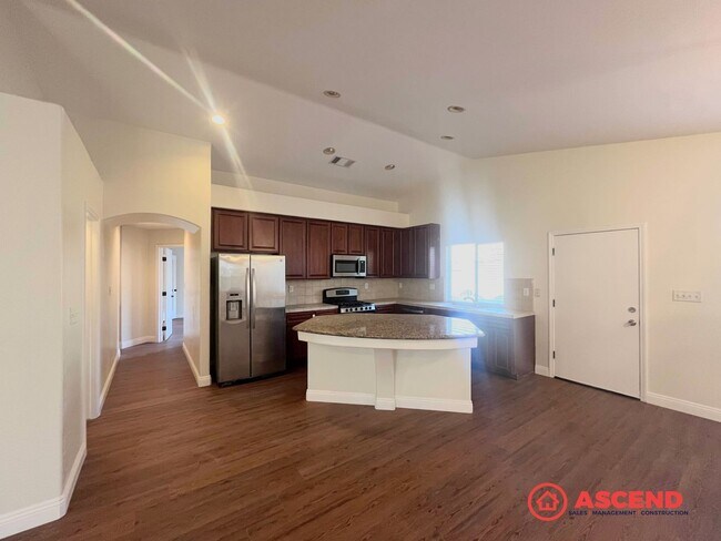 Building Photo - Charming 3-Bedroom in Southwest!