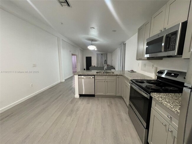 Building Photo - 2561 NW 4th St