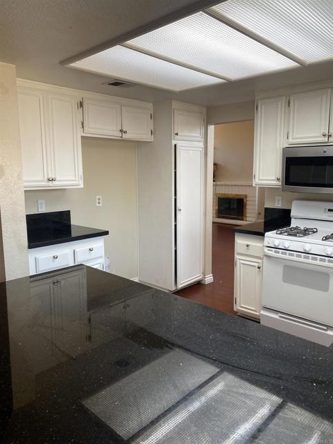 Building Photo - 16502 Mango Way