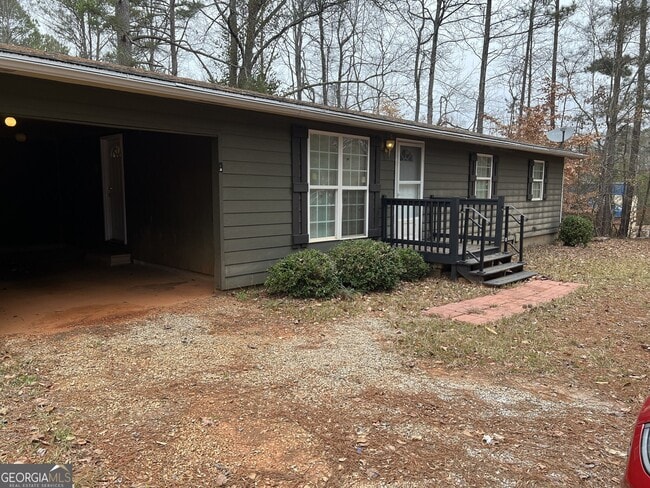 Building Photo - 1993 Smokey Rd