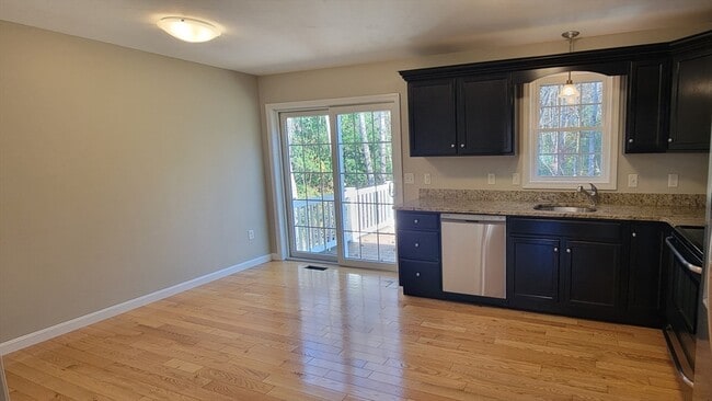 Building Photo - 53 Gatsby Dr