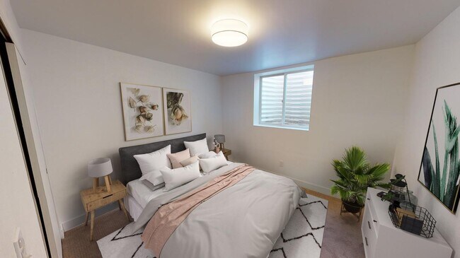 Building Photo - Renovated Park Hill brick home with large backyard