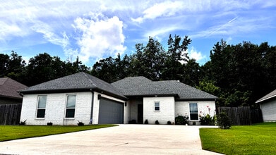 Building Photo - 5438 Heritage Valley Dr