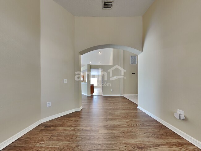 Building Photo - 11240 Lake Lanier Dr