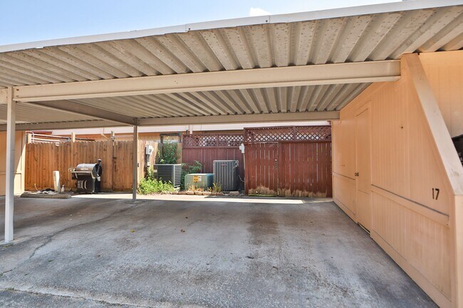 Building Photo - 5800 Lumberdale Rd
