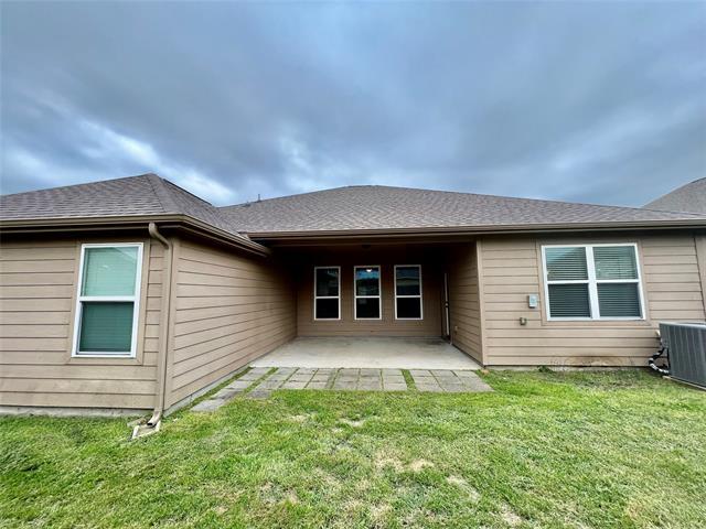 Building Photo - 2421 Fall Leaf Ct