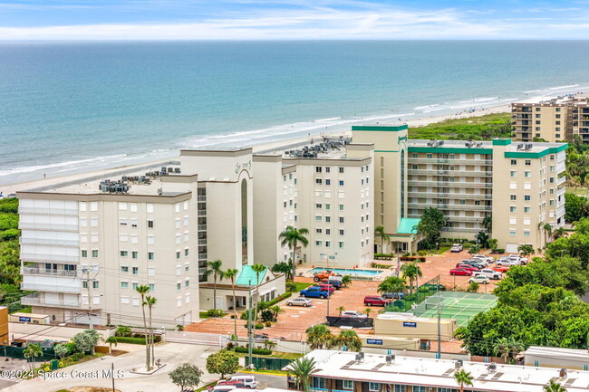 Building Photo - 3400 Ocean Beach Blvd