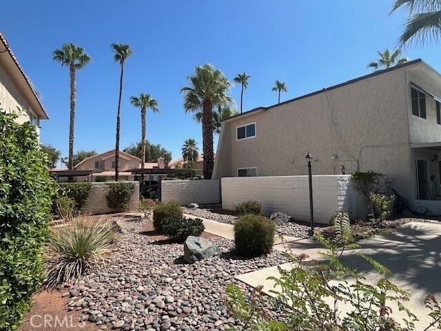 Building Photo - 45313 Sunset Ln