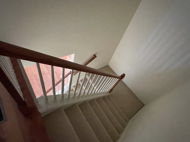 Staircase - 2084 Deer Run Dr