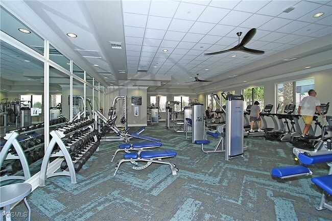 Building Photo - 11660 Meadowrun Cir