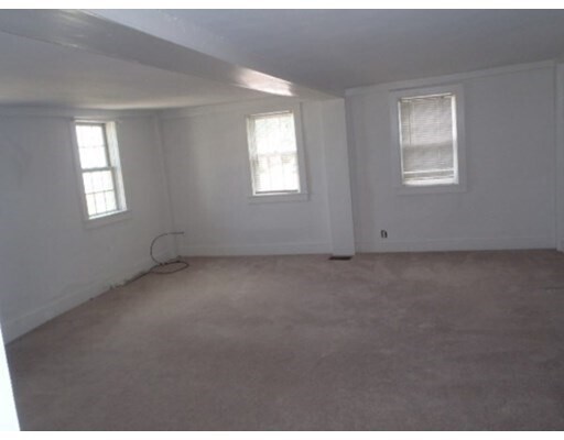 Building Photo - 212 Water St
