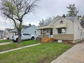 Building Photo - 7249 Silvery Ln