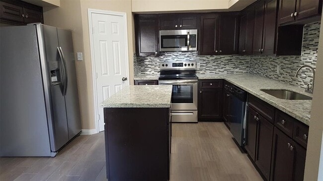 Building Photo - 12625 Memorial Dr