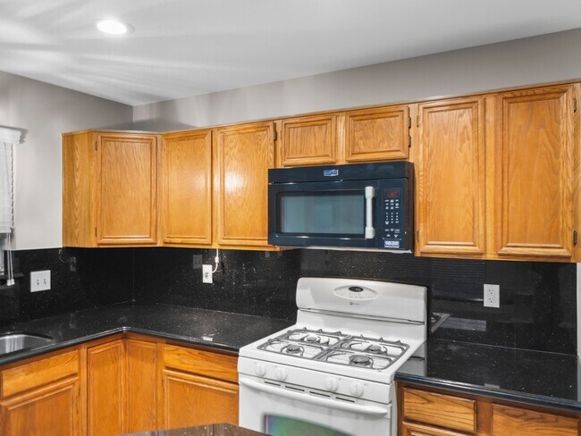 Building Photo - 19623 Westbridge Ln