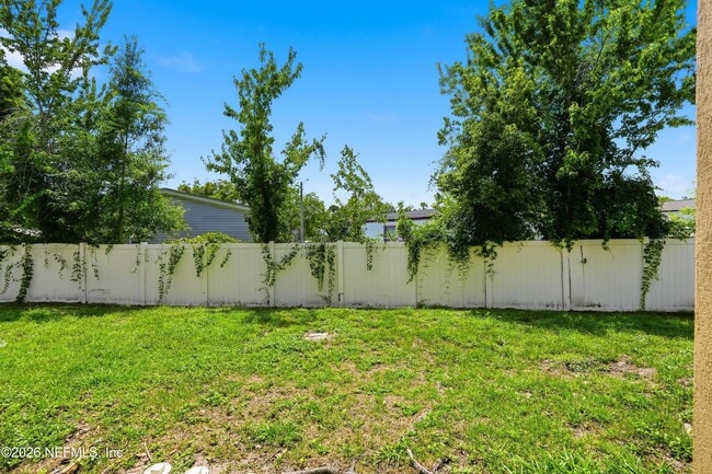 Building Photo - 5150 Playpen Dr